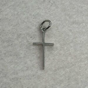 Vtg 925 Sterling Silver Skinny Minimalist Cross / Crucifix Charm